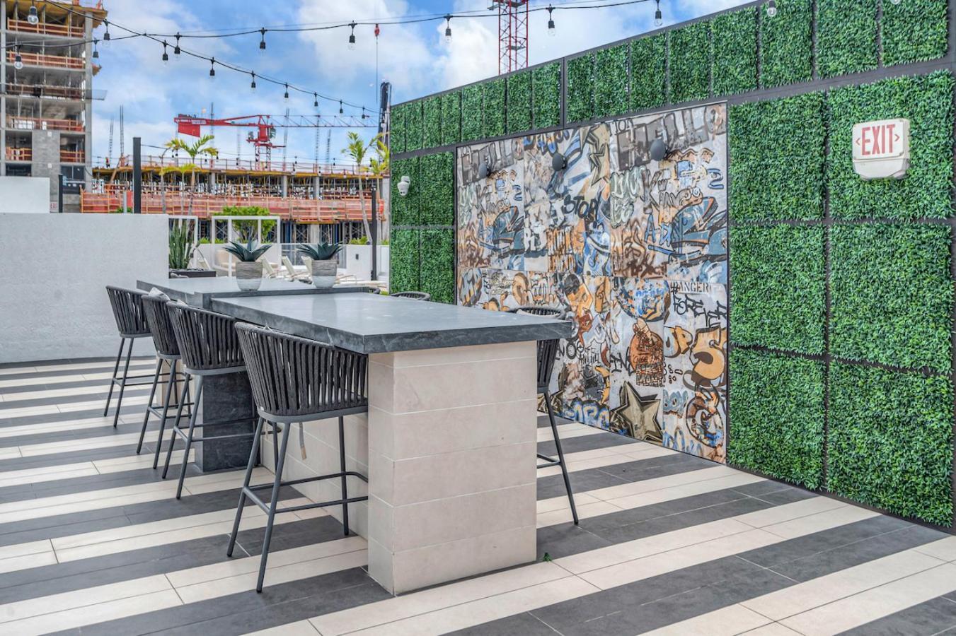 Апартаменти Amazing 3 Bed Unit In Dwntwn Miami With Free Parking Екстер'єр фото