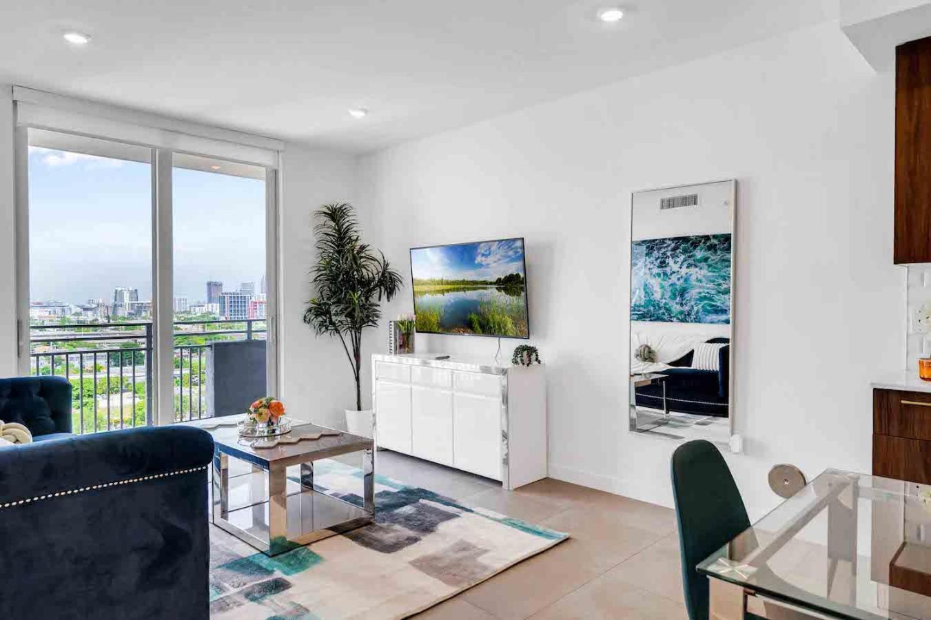 Апартаменти Amazing 3 Bed Unit In Dwntwn Miami With Free Parking Екстер'єр фото