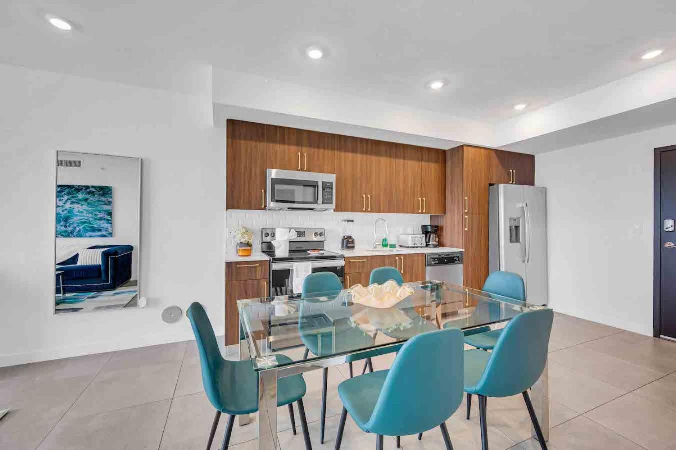 Апартаменти Amazing 3 Bed Unit In Dwntwn Miami With Free Parking Екстер'єр фото