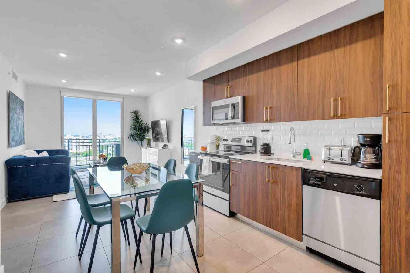Апартаменти Amazing 3 Bed Unit In Dwntwn Miami With Free Parking Екстер'єр фото